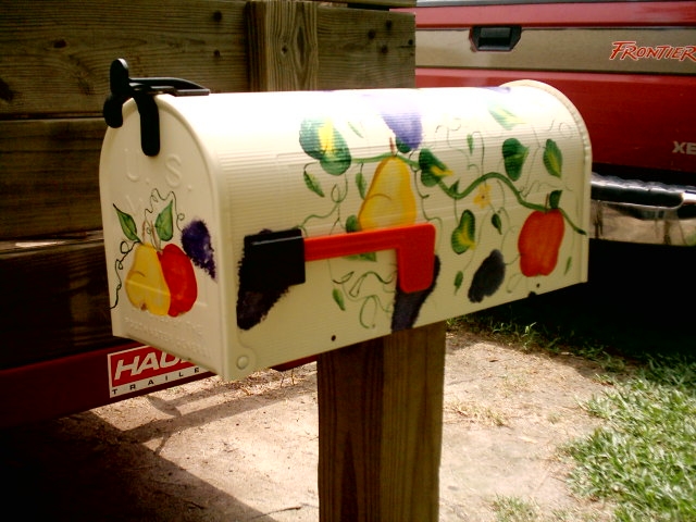 hand painted mailbox, painted mailbox