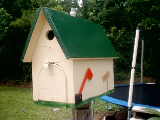 birdhouse mailbox