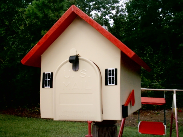 summer house mailbox